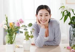 吃瓜群众的英语怎么表达,Exploring the English Expression of 'Eating Watermelons: A Glimpse into the Language of the Onlookers