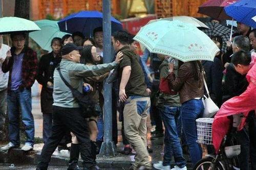 安陆吃瓜群众事件视频,一场网络舆论的风暴与反思